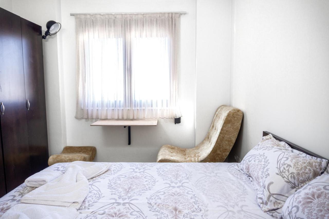 City Center Two Private Bedrooms Near Scanderbeg Square On Shared Apartment 地拉那 外观 照片